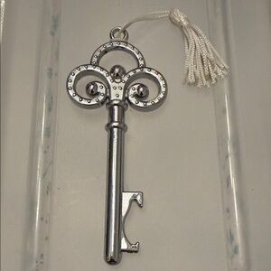 Elegant Silver Key Pendant with Tassel (A4)